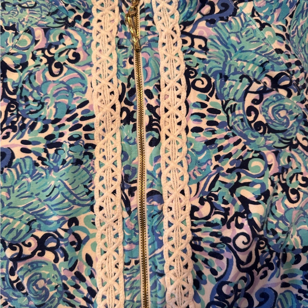 EUC LILLY PULITZER Janie Popover Light Aqua Spritz, Lace Trim; Looks New! - Picture 8 of 8